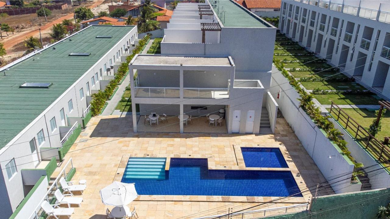 Beach Townhouses #C07 - Com Jacuzzi Por Carpediem Акірас Екстер'єр фото